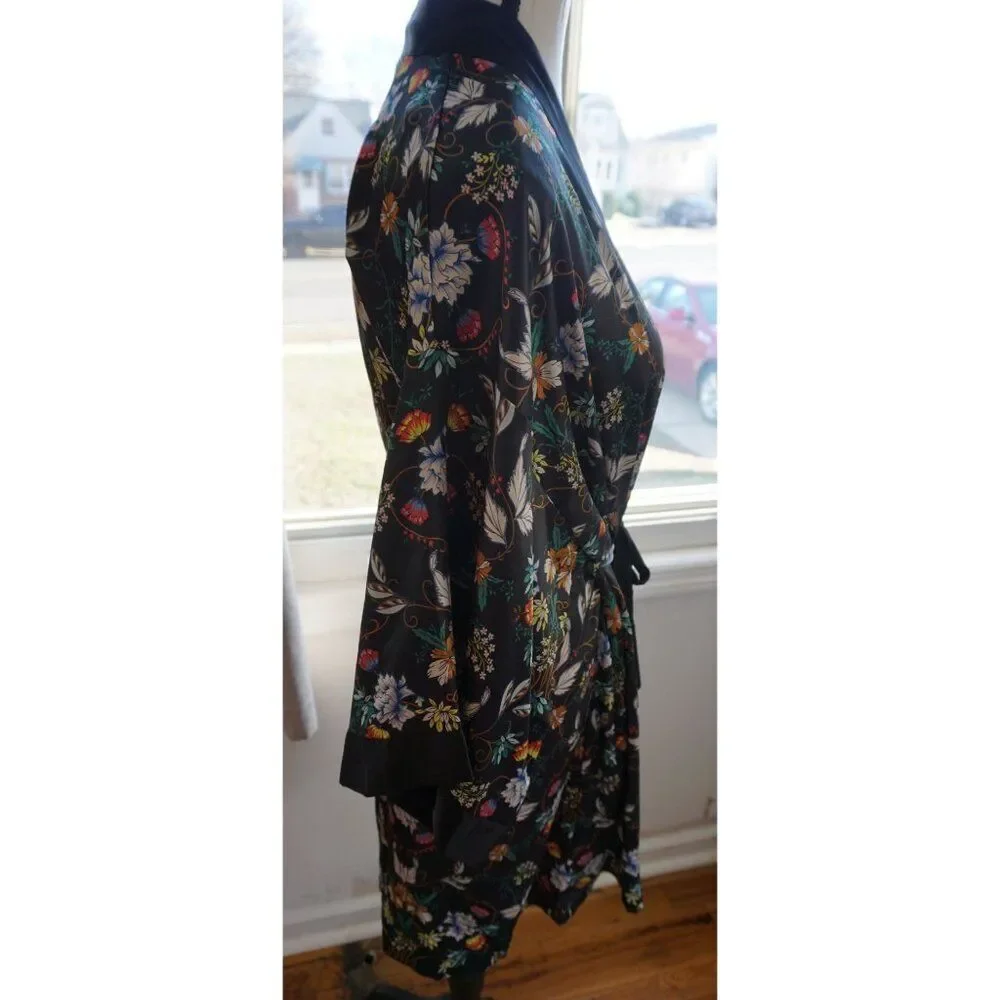 Victoria's Secret Women's Black Floral Satin Short Floral Robe - Size M/L - Picture 7 of 11